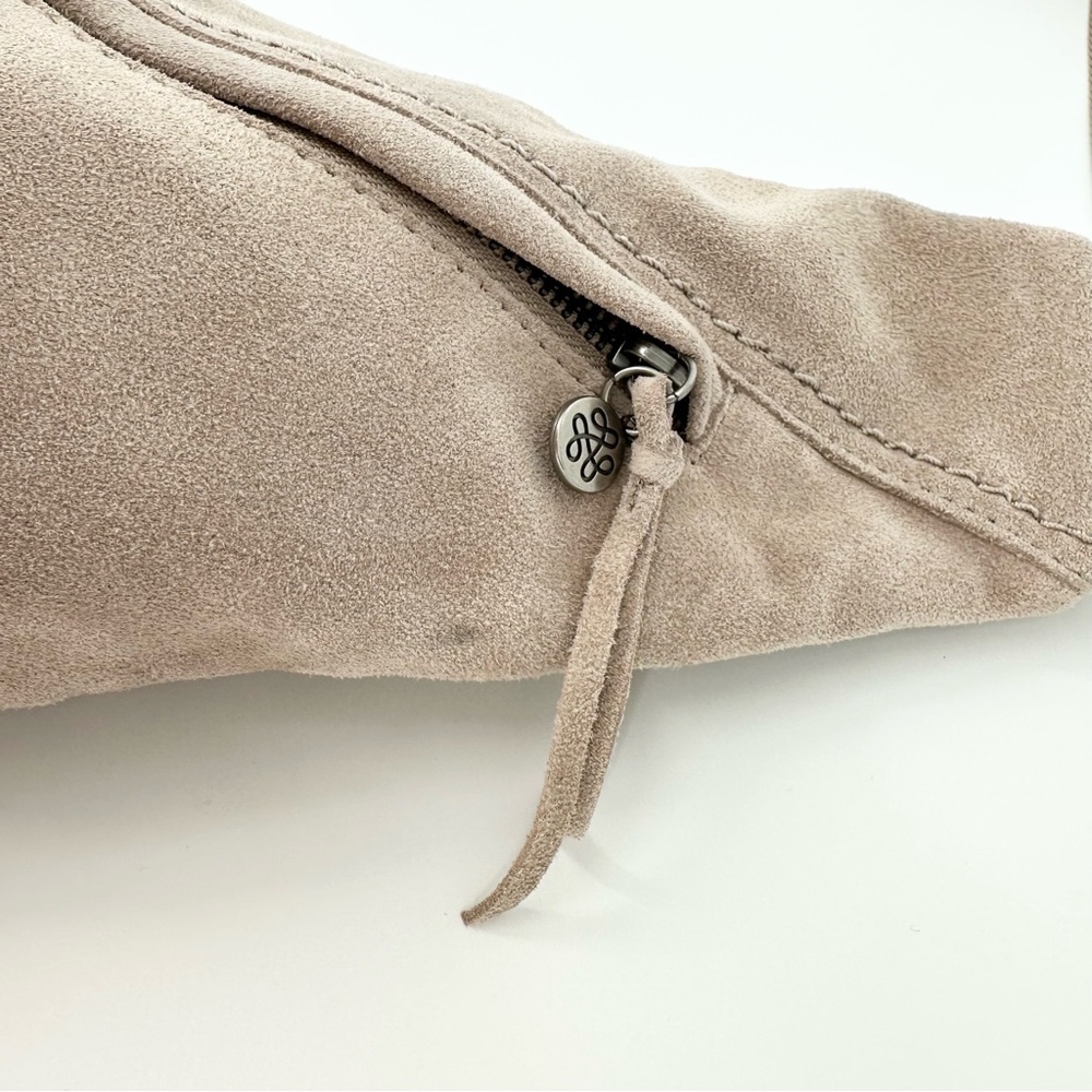 The San Geo Sling Backpack Suede Leather - Picture 5 of 13